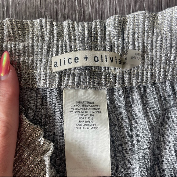 Alice + Olivia Elba Paper Bag Pant - Picture 5 of 6